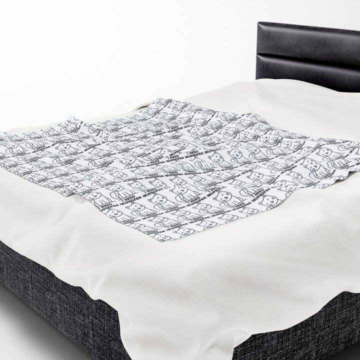 Cozy Velveteen Plush Blanket for Comfort and Warmth