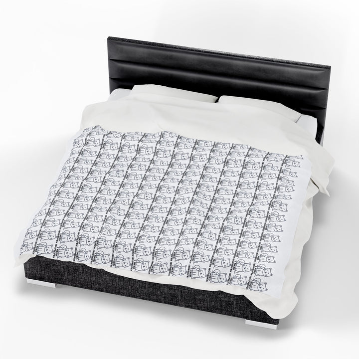 Cozy Velveteen Plush Blanket for Comfort and Warmth