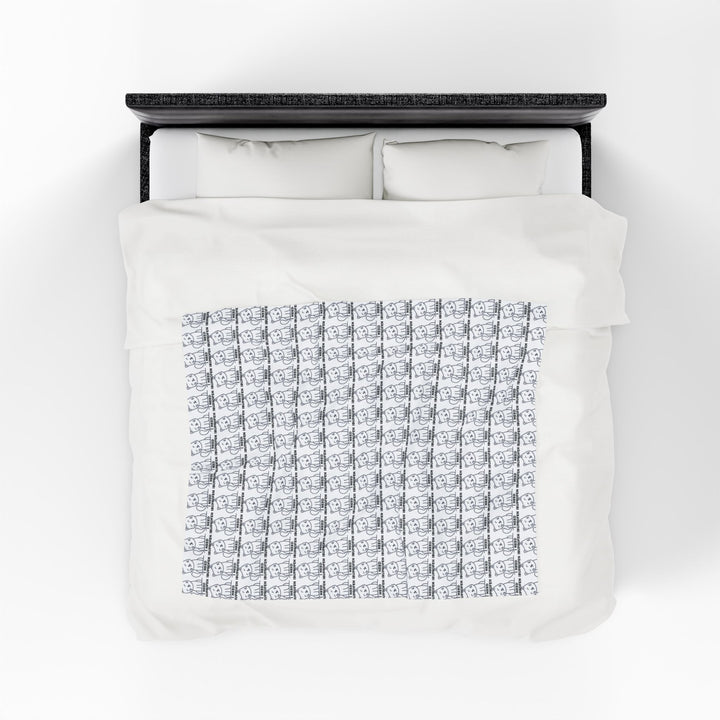 Cozy Velveteen Plush Blanket for Comfort and Warmth